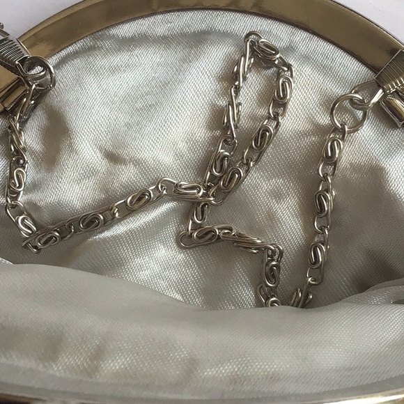 SILVER PAILETTE EVENING BAG. - Picture 11 of 13